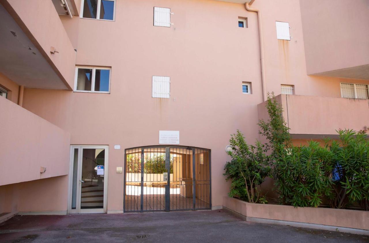 Le Ptit Max Centre Ville - Terrasse Sainte-Maxime Exterior photo